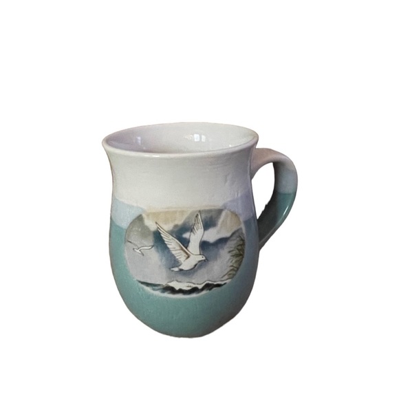 Stoneware Pottery Coffee Mug Seagulls Flying Over Waves at the Beach Livingston - Picture 7 of 7